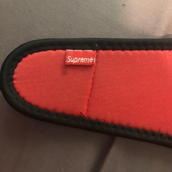 Red Supreme Facemask - Picture 3 of 3